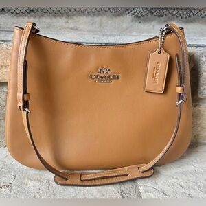 COACH Penelope Smooth Tan Leather Shoulder Bag, Style # 0952, EUC